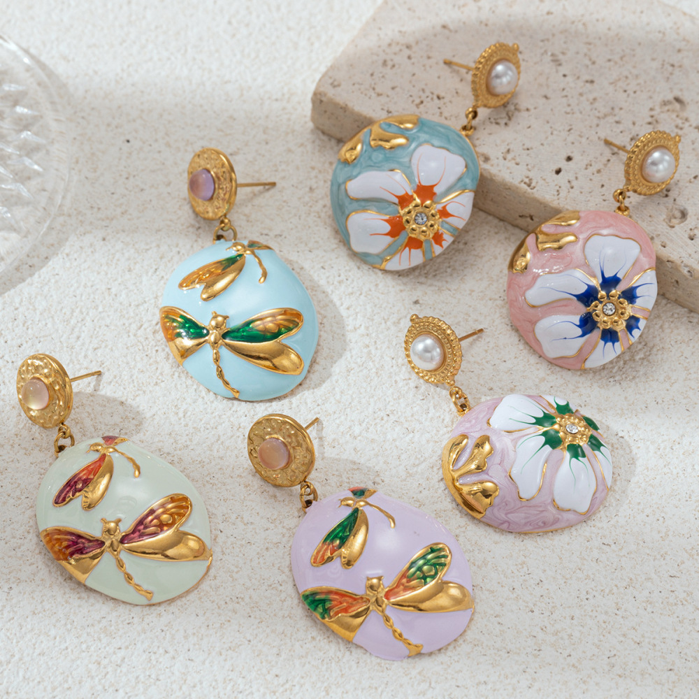 1 Paire De Boucles D'Oreilles Pendantes Romantiques En Acier Inoxydable Doré, Émaillées Et Imperméables, En Forme De Fleur. Image3