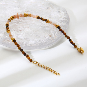 Ensemble De Bijoux Pour Femme Composé D'Un Ensemble De Perles En Forme De Cœur Irrégulières Au Style Rétro, Orné De Pierres Naturelles Et De Pierres Dorées. h5 Image4
