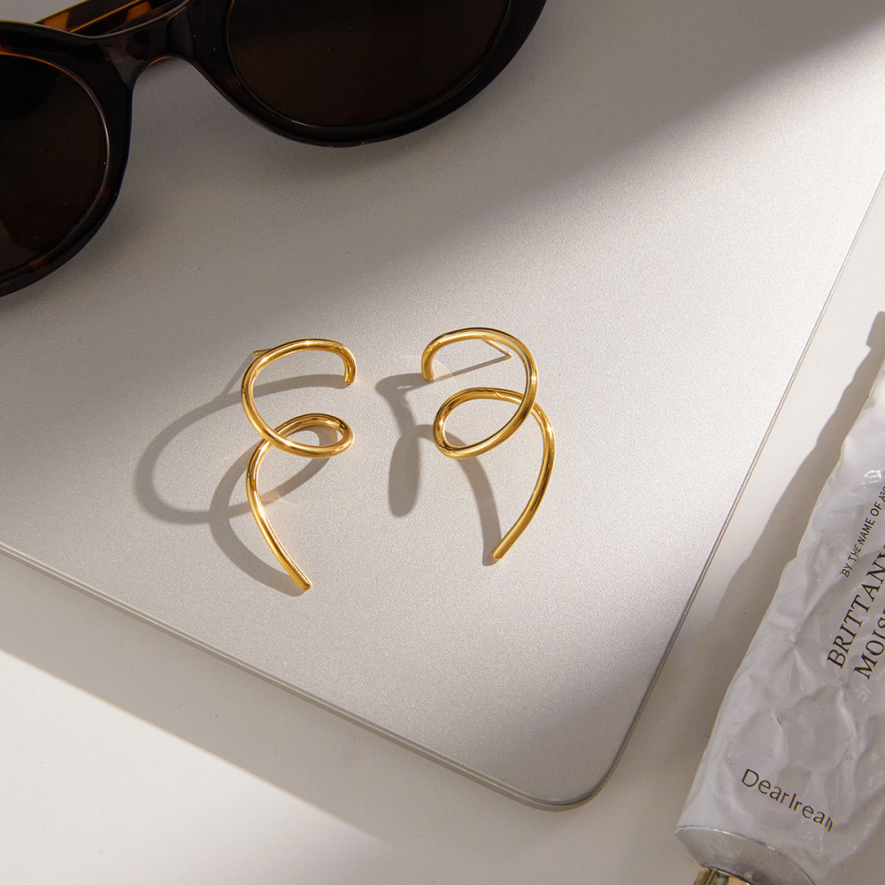 1 Paire De Boucles D'Oreilles Puces Modernes Incurvées En Acier Inoxydable Étanche Couleur Or Pour Femme Image5