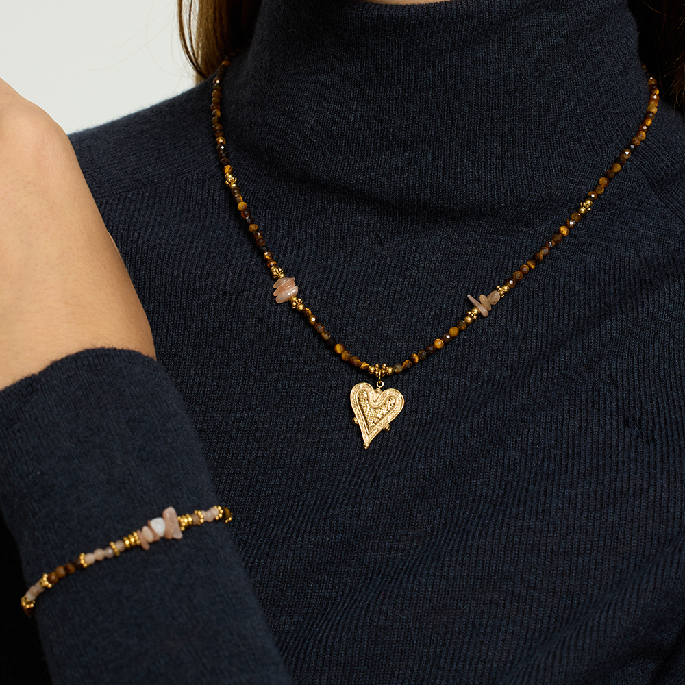 Ensemble De Bijoux Pour Femme Composé D'Un Ensemble De Perles En Forme De Cœur Irrégulières Au Style Rétro, Orné De Pierres Naturelles Et De Pierres Dorées. Image5