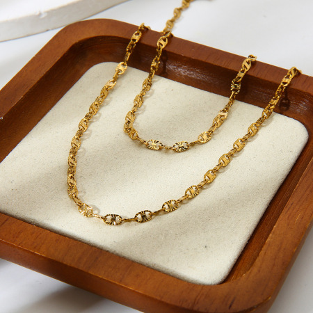 Ensemble de bijoux pour femme Simple Series Daily Chain en acier inoxydable étanche couleur or (1 pièce)
