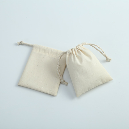 1 pochette à bijoux en coton avec cordon de serrage