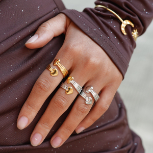Bague Simple En Forme De Cœur, En Acier Inoxydable Étanche, Couleur Or, Pour Femme. h5 Image5