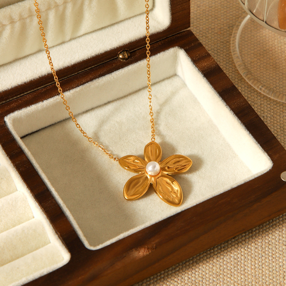 Collier Pendentif Fleur Et Perle En Acier Inoxydable Étanche, Couleur Or (1 Pièce) Image4