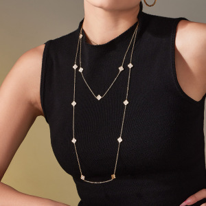 Colliers Longs Pour Femmes Classic Clover En Acier Titane, Imperméables Et Anti-Ternissement, Couleur Or h5 Image6