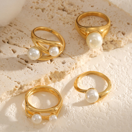 Bague tendance en acier inoxydable doré, forme incurvée simple, étanche.