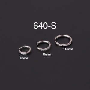 Boucles D'Oreilles Créoles Minimalistes Rondes En Acier Inoxydable Étanche Couleur Or Avec Zircon Pour Femme (1 Pièce) h5 Image8