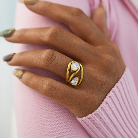 Bague de luxe élégante et raffinée, de forme irrégulière, en acier inoxydable, couleur or, étanche.