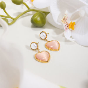 Boucles D'Oreilles Pendantes Pour Femme, En Acier Inoxydable Doré, En Forme De Cœur Rose Tendre (1 Paire). h5 Image4