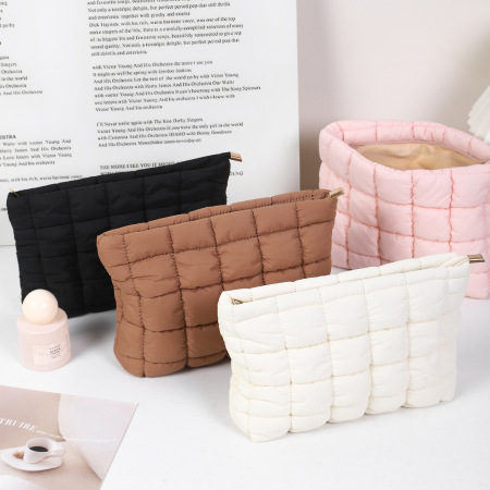 Trousse à maquillage pour femme, couleur unie, en forme de nuage froissé (1 pièce)