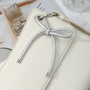 1 Breloque Pour Sac À Main Femme En Cuir Uni, Nœud Papillon Simple h5 Image7