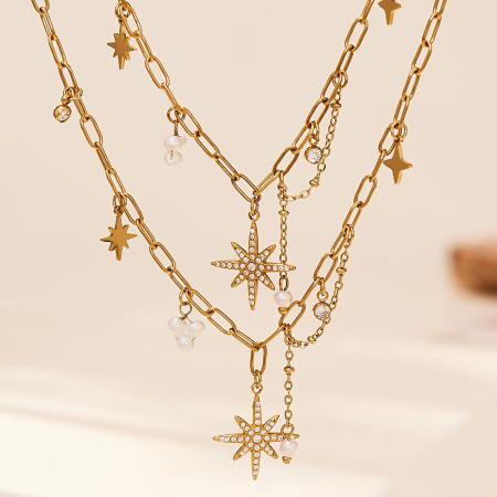 Collier pendentif femme en acier inoxydable doré, orné d'une étoile à huit branches et d'un zircon, 1 pièce