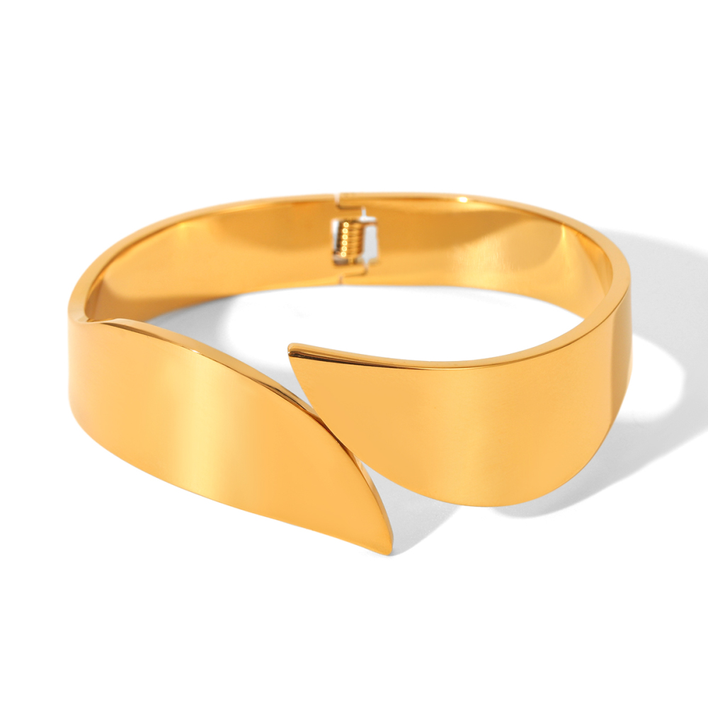 Bracelet Rétro Ajouré En Acier Inoxydable Étanche Couleur Or (1 Pièce) 