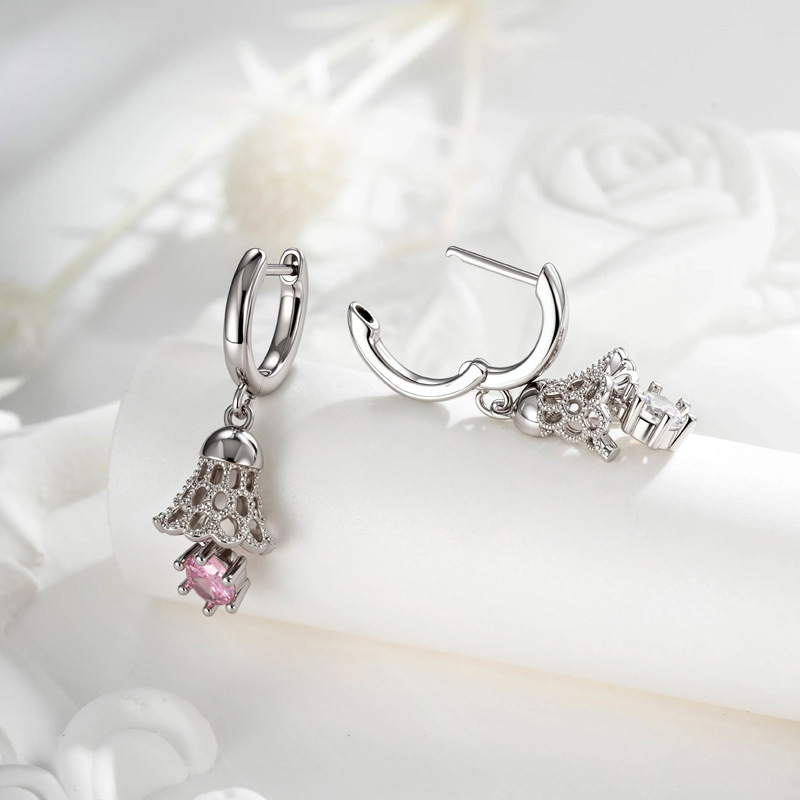 Boucles D'Oreilles Pendantes Exquises En Cuivre Et Zircon Pour Femme (1 Pièce). Image4