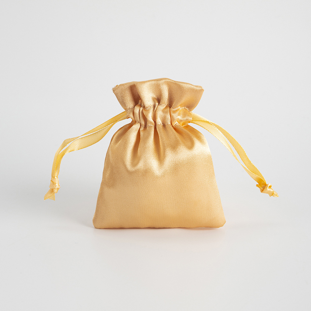 Pochette À Bijoux À Cordon En Satin Uni (1 Pièce)