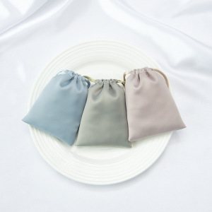 Pochette À Bijoux À Cordon En Satin Uni (1 Pièce) h5 Image2