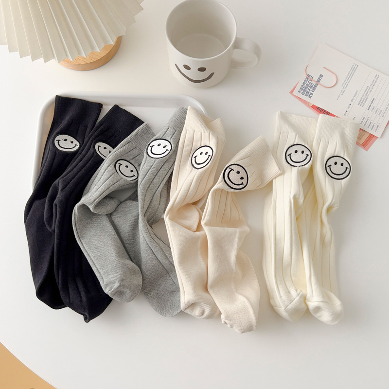 1 Paire De Chaussettes Mi-Mollet En Coton Avec Broderie Smiley Mignonne h5Image3