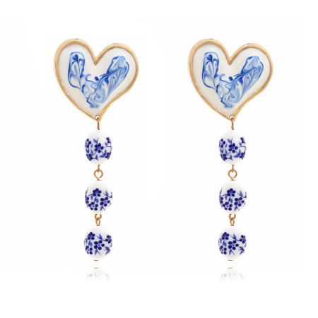 1 paire de boucles d'oreilles pendantes élégantes en céramique en forme de cœur et de fleur