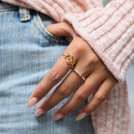 Bague romantique en acier inoxydable doré avec nœud papillon (1 pièce) 2