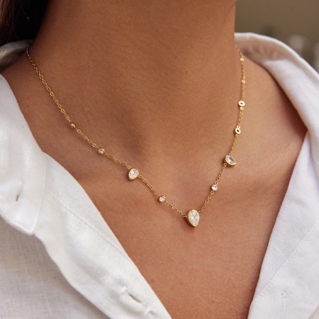 Collier pendentif femme en acier inoxydable doré, orné d'un zircon et d'une goutte d'eau exquise (1 pièce) 2