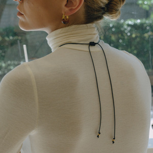 Collier Long Rond En Résine Pour Femme (1 Pièce) h5 Image4