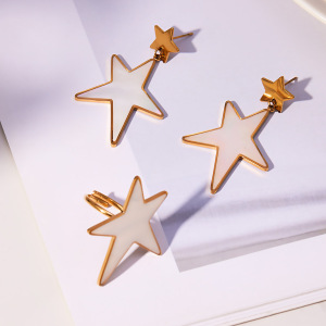 Boucles D'Oreilles Pendantes Pour Femme, En Acier Inoxydable Doré, Imperméables, En Forme D'Étoile Irrégulière (1 Paire). h5 Image3