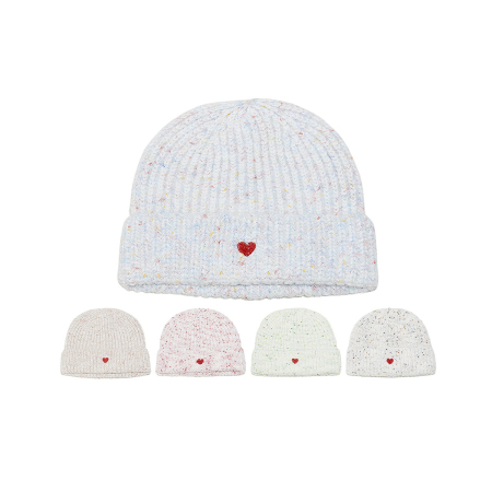 1 bonnet tricoté mignon à dégradé de couleurs et de cœurs