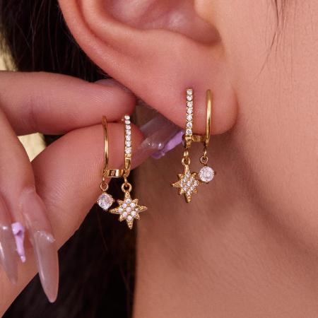 Boucles d'oreilles pendantes pour femme, en acier inoxydable doré, imperméables, ornées de zircon, motif étoile brillante (1 paire).
