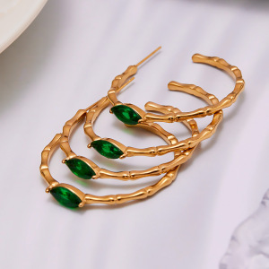 1 Paire De Boucles D'Oreilles Créoles Luxueuses Pour Femmes, En Verre Vert, Acier Inoxydable, Étanches Et Couleur Or. h5 Image3