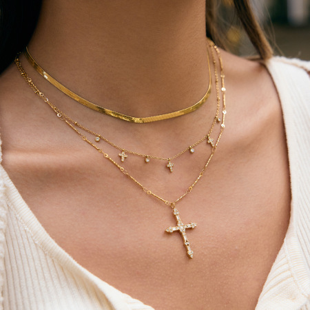 Collier pendentif délicat en forme de croix et d'étoile, en acier inoxydable étanche, couleur or, pour femme (1 pièce)
