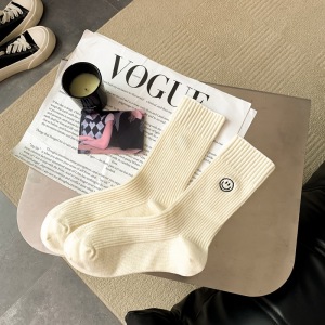 1 Paire De Chaussettes Mi-Mollet Décontractées Brodées D'Un Smiley h5 