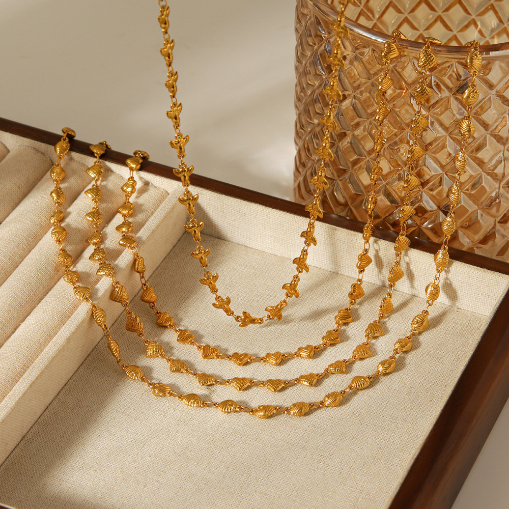 Collier En Acier Inoxydable Doré, Étanche, Avec Chaîne En Forme De Cœur (1 Pièce). Image3