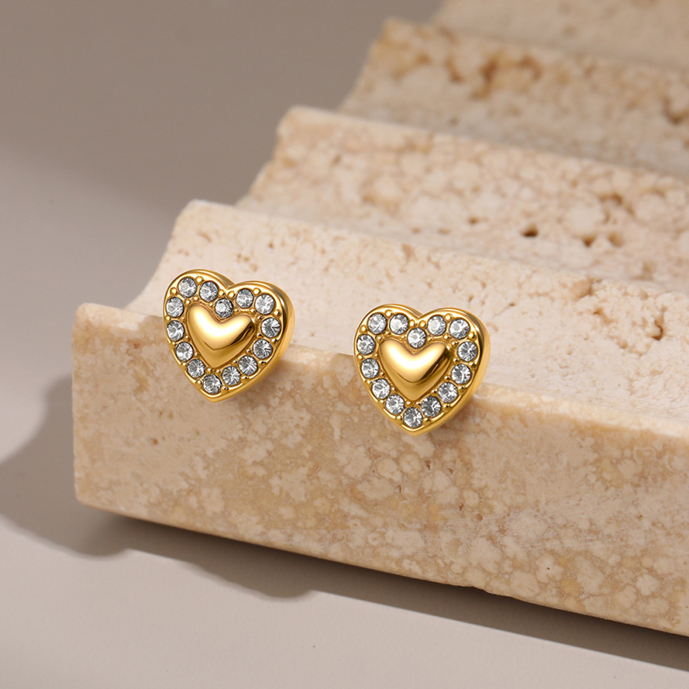 1 Paire De Boucles D'Oreilles Puces Pour Femme, En Acier Inoxydable, Imperméables, En Forme De Cœur. Image4