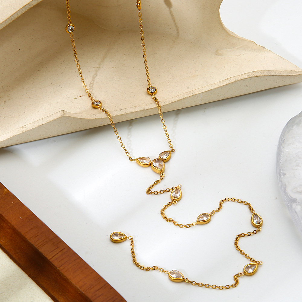 Collier Pendentif Élégant En Forme De Y, En Acier Inoxydable Étanche, Couleur Or, Avec Zircon. Image2