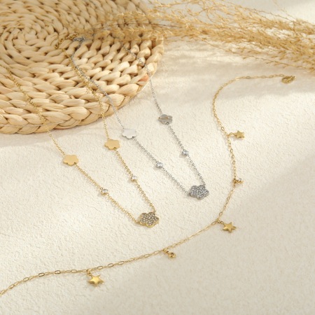 Collier chaîne femme simple en acier inoxydable étanche avec motif fleur, étoile et lune (1 pièce) 2