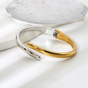 Bracelet Jonc Femme Simple Series, Forme Irrégulière, En Acier Inoxydable, Couleur Or, Étanche, À Porter Au Quotidien (1 Pièce) h5 Image4