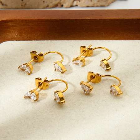 1 paire de boucles d'oreilles puces élégantes et luxueuses en forme de goutte, en acier inoxydable étanche couleur or avec zircon. 2
