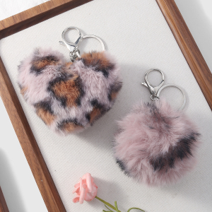 1 Porte-Clés Rétro En Peluche En Forme De Cœur À Imprimé Léopard h5 Image4