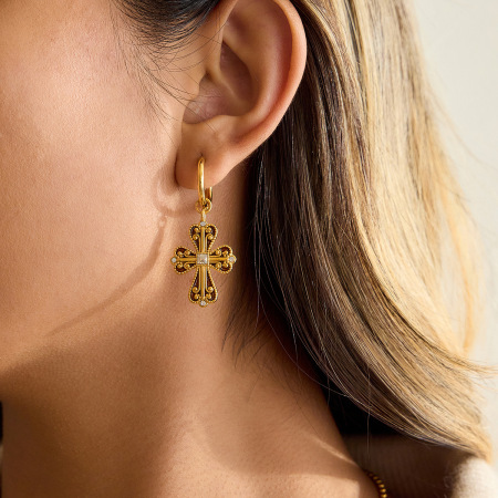 1 paire de boucles d'oreilles pendantes luxueuses en acier inoxydable doré, imperméables, avec croix. 2