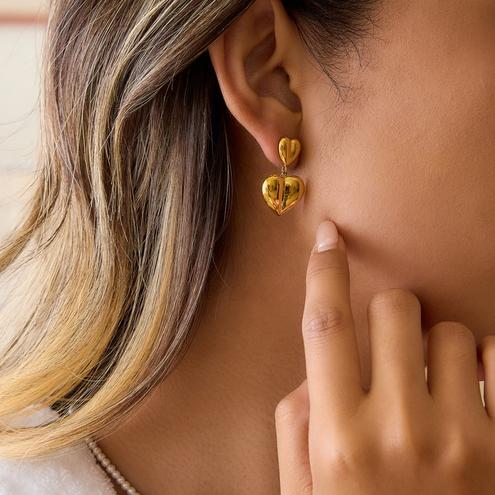 Boucles D'Oreilles Pendantes Romantiques En Forme De Cœur, En Acier Inoxydable Étanche, Couleur Or, Pour Femme (1 Paire). Image5