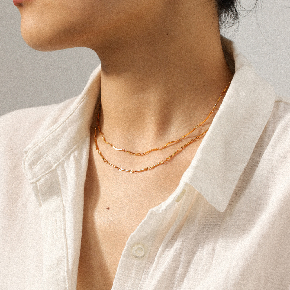 Collier Simple En Acier Inoxydable Étanche Couleur Or (1 Pièce) Image3