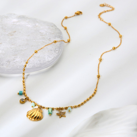 Collier pendentif femme en acier inoxydable doré, orné d'un zircon et serti d'une chaîne étoile (1 pièce) 2