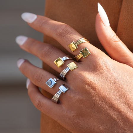 Bague minimaliste rétro carrée en acier inoxydable étanche couleur or pour femme (1 pièce)