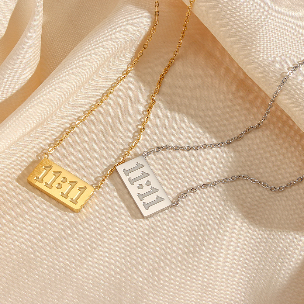 Collier Pendentif Femme Décontracté Numéro 11:11 En Acier Inoxydable Étanche (1 Pièce) Image3