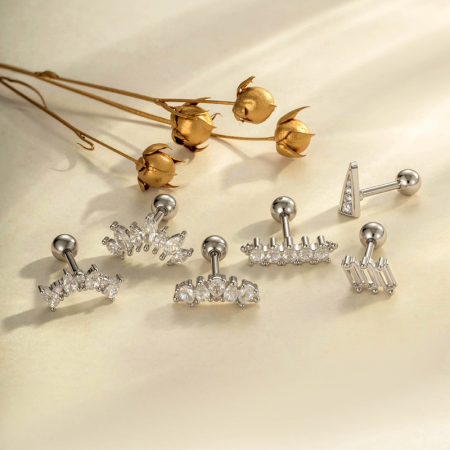 Boucles d'oreilles piercing femme, forme irrégulière et éclatante, couleur cuivre doré, zircon. 2