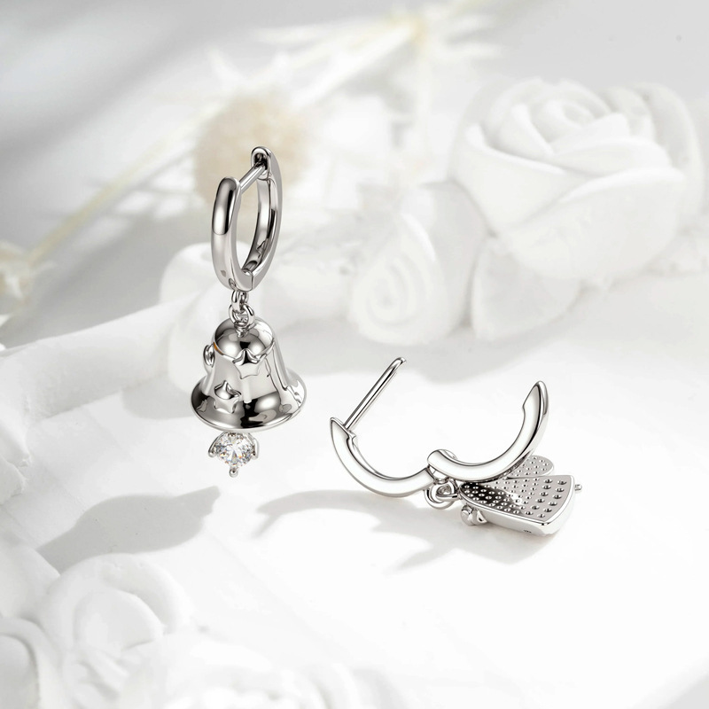 Boucles D'Oreilles Pendantes Pour Femme, Ornées De Zircon Et De Cuivre, Pour Noël Et L'Hiver (1 Pièce). Image4