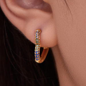 1 Paire De Boucles D'Oreilles Créoles Classiques En Forme De Cœur Avec Zircon, En Acier Inoxydable Étanche, Couleur Or. h5 Image3