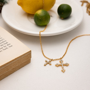 Collier Pendentif Croix Luxueux Pour Femme, En Acier Inoxydable Étanche, Couleur Or (1 Pièce) h5 Image6