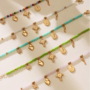 Collier De Perles Pour Femme, Orné D'Une Croix Charmante En Pierre Naturelle Et D'Acier Titane Couleur Or (1 Pièce) h5 Image3