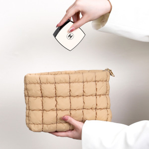 Trousse À Maquillage Pour Femme, Couleur Unie, En Forme De Nuage Froissé (1 Pièce) h5 Image4